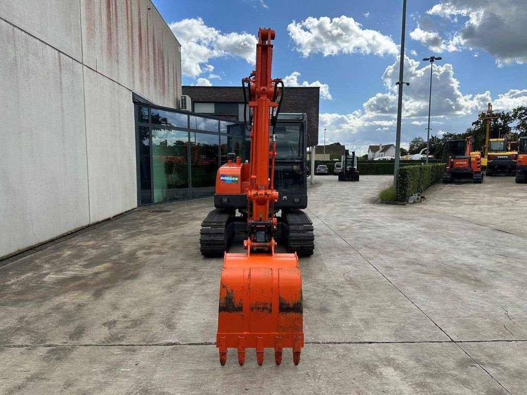 Kettenbagger del tipo Doosan DH55-V, Gebrauchtmaschine en Antwerpen (Imagen 2)