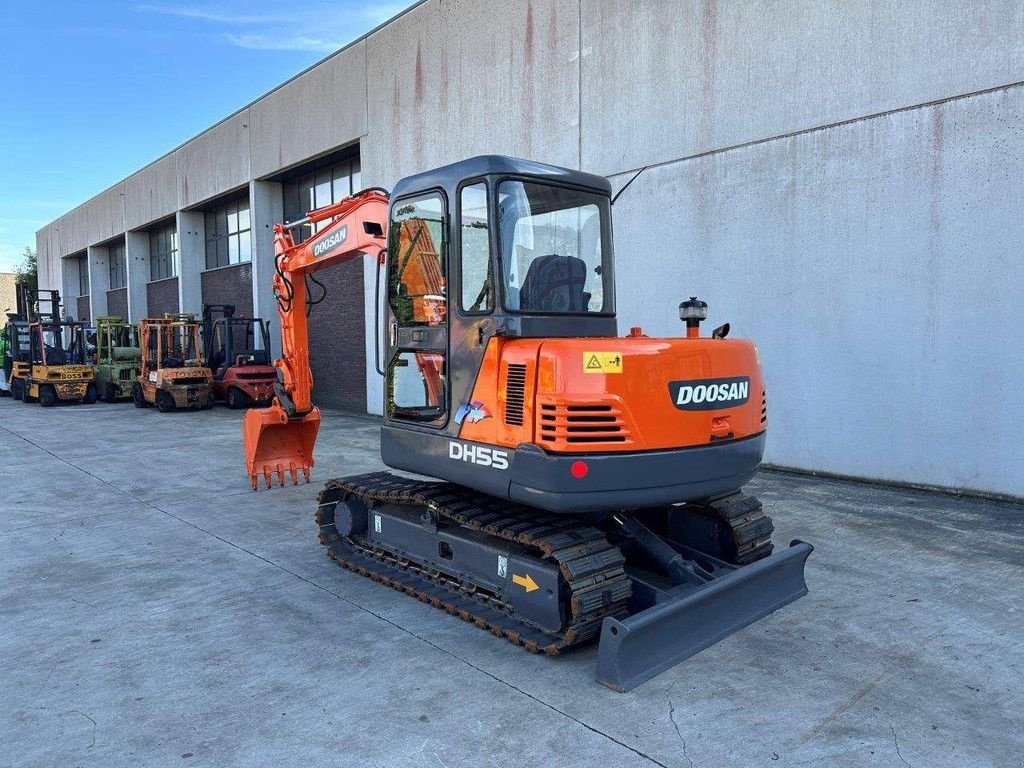 Kettenbagger a típus Doosan DH55-V, Gebrauchtmaschine ekkor: Antwerpen (Kép 7)