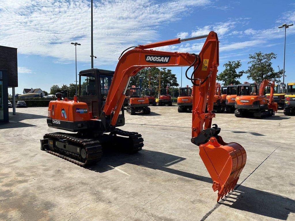 Kettenbagger typu Doosan DH55-V, Gebrauchtmaschine w Antwerpen (Zdjęcie 3)