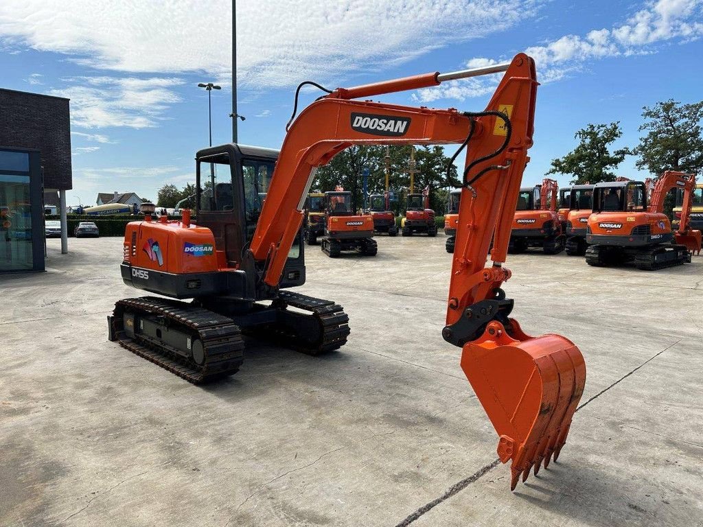 Kettenbagger typu Doosan DH55-V, Gebrauchtmaschine w Antwerpen (Zdjęcie 3)