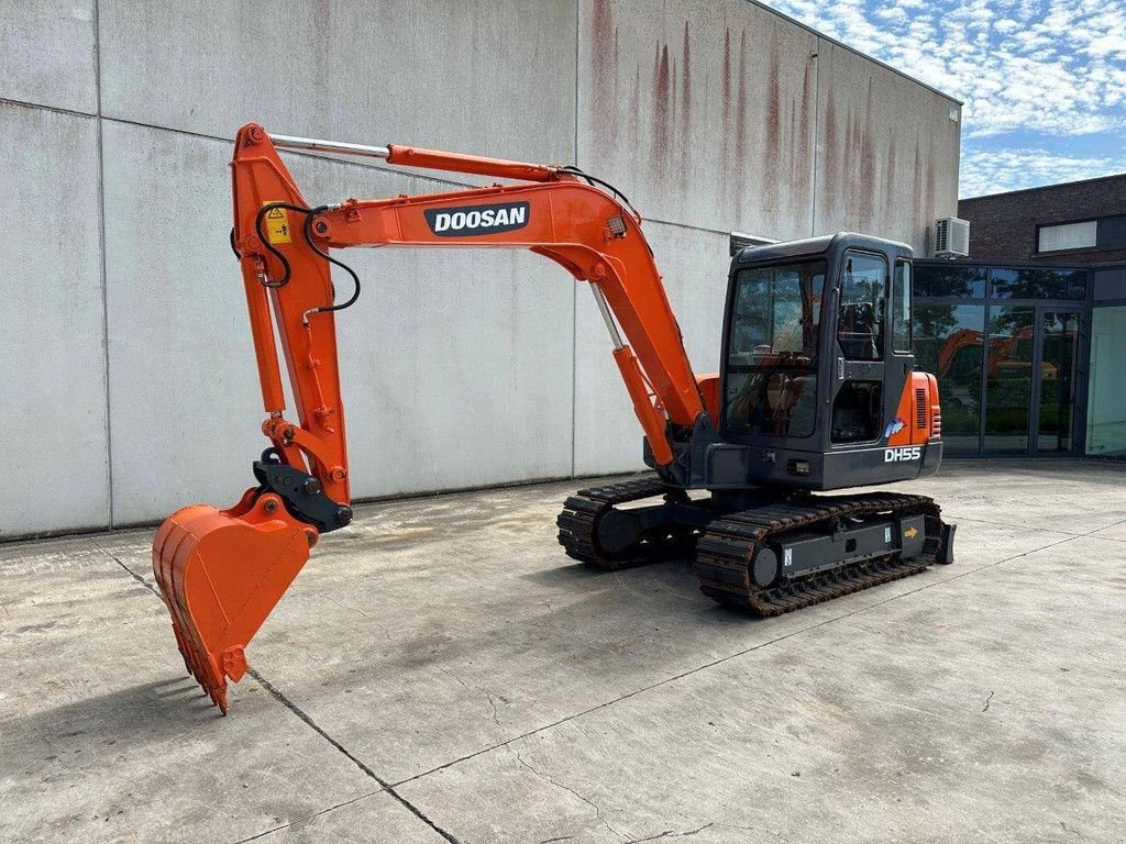 Kettenbagger del tipo Doosan DH55-V, Gebrauchtmaschine In Antwerpen (Immagine 1)