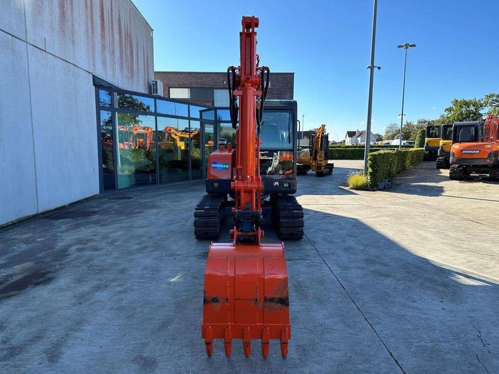 Kettenbagger типа Doosan DH55-V, Gebrauchtmaschine в Antwerpen (Фотография 8)