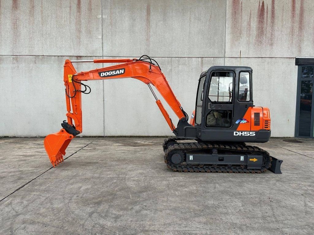 Kettenbagger del tipo Doosan DH55-V, Gebrauchtmaschine In Antwerpen (Immagine 8)