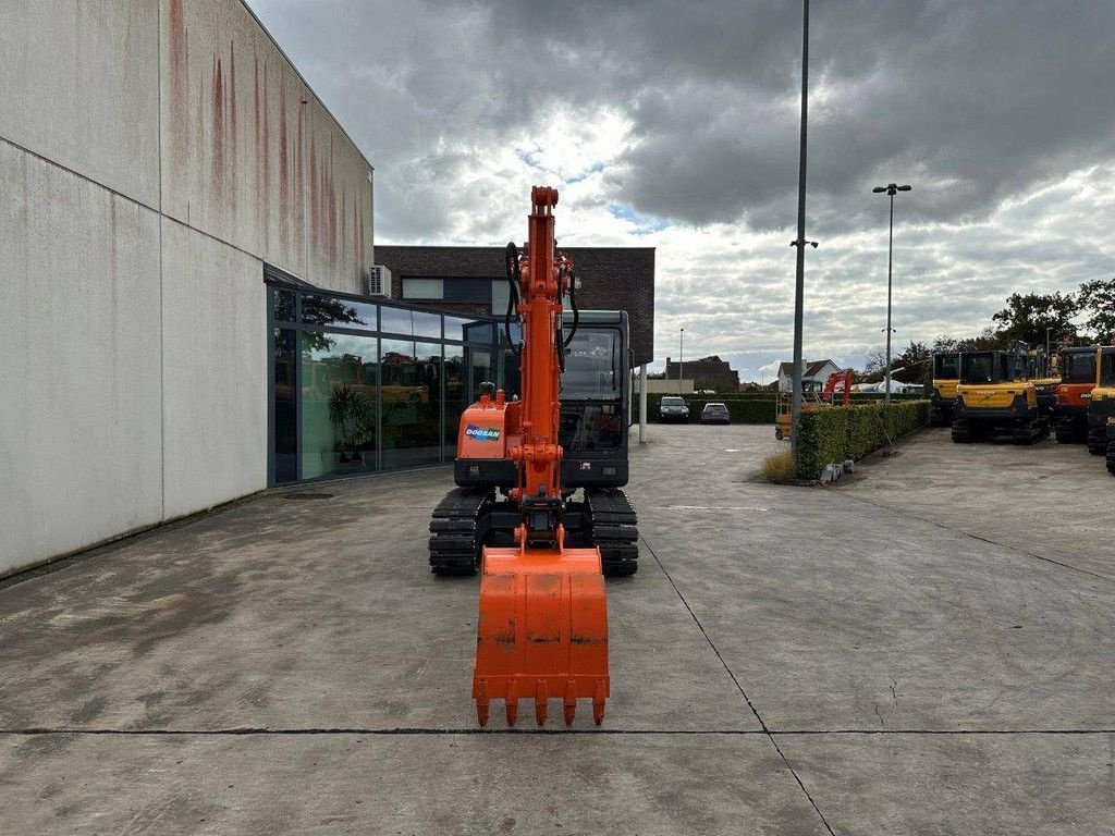 Kettenbagger des Typs Doosan DH55-V, Gebrauchtmaschine in Antwerpen (Bild 2)