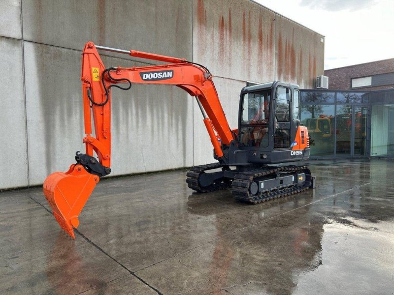 Kettenbagger of the type Doosan DH55-V, Gebrauchtmaschine in Antwerpen (Picture 1)