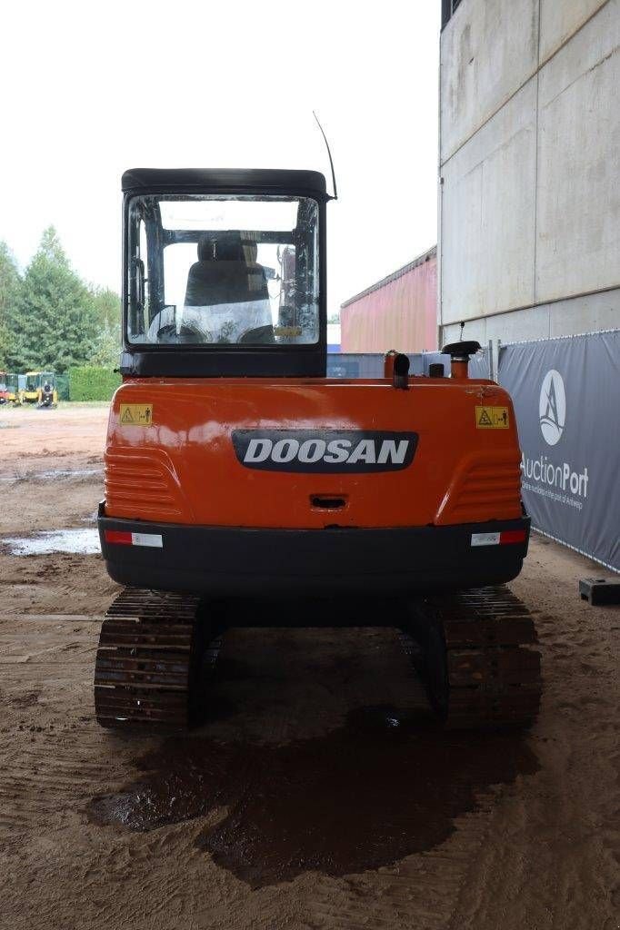 Kettenbagger van het type Doosan DH55, Gebrauchtmaschine in Antwerpen (Foto 5)