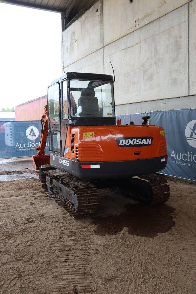 Kettenbagger typu Doosan DH55, Gebrauchtmaschine w Antwerpen (Zdjęcie 4)