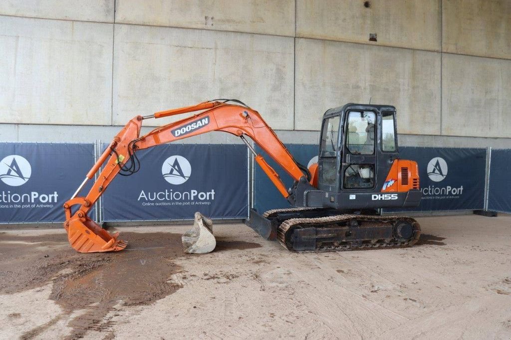 Kettenbagger van het type Doosan DH55, Gebrauchtmaschine in Antwerpen (Foto 1)