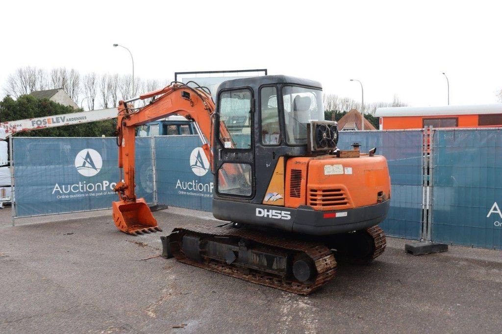 Kettenbagger типа Doosan DH55, Gebrauchtmaschine в Antwerpen (Фотография 3)