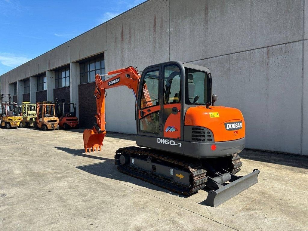 Kettenbagger a típus Doosan DH60-1, Gebrauchtmaschine ekkor: Antwerpen (Kép 7)