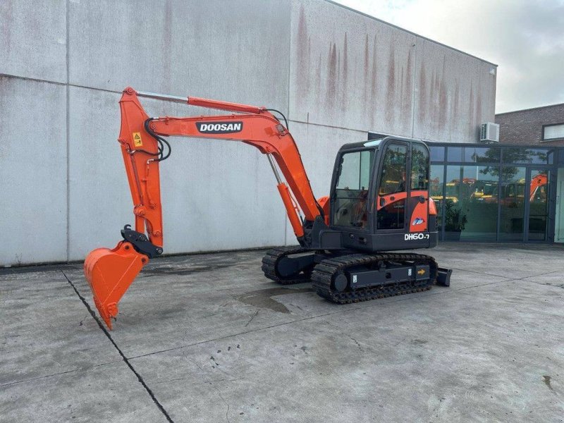 Kettenbagger del tipo Doosan DH60-7, Gebrauchtmaschine en Antwerpen (Imagen 1)