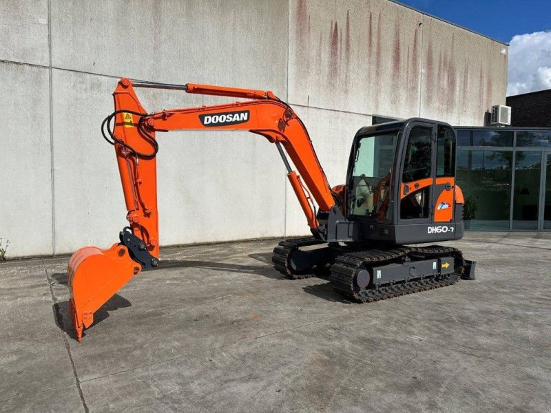 Kettenbagger del tipo Doosan DH60-7, Gebrauchtmaschine en Antwerpen (Imagen 1)