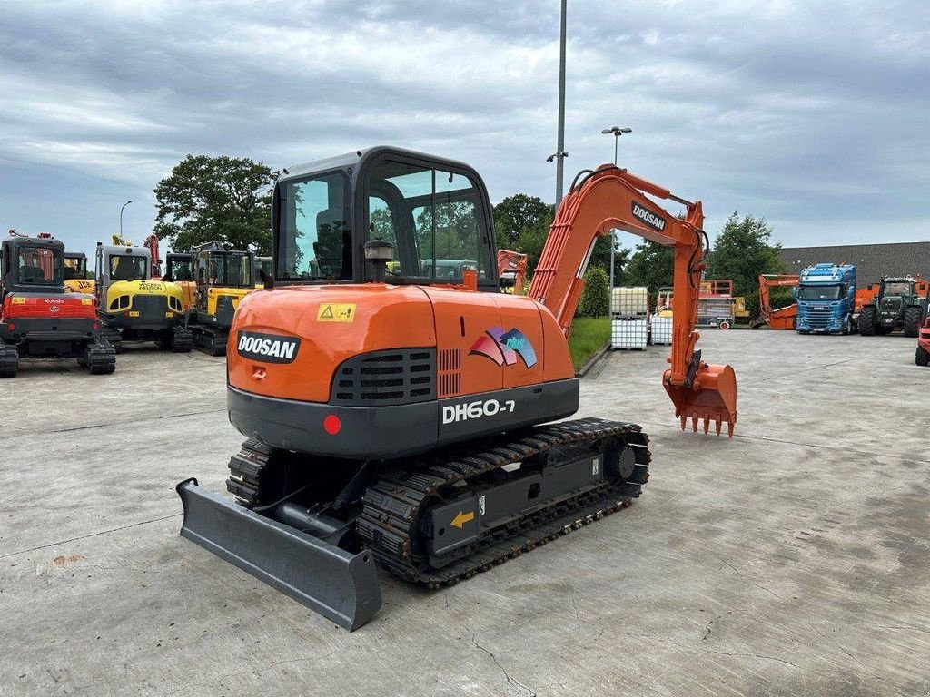 Kettenbagger tipa Doosan DH60-7, Gebrauchtmaschine u Antwerpen (Slika 4)