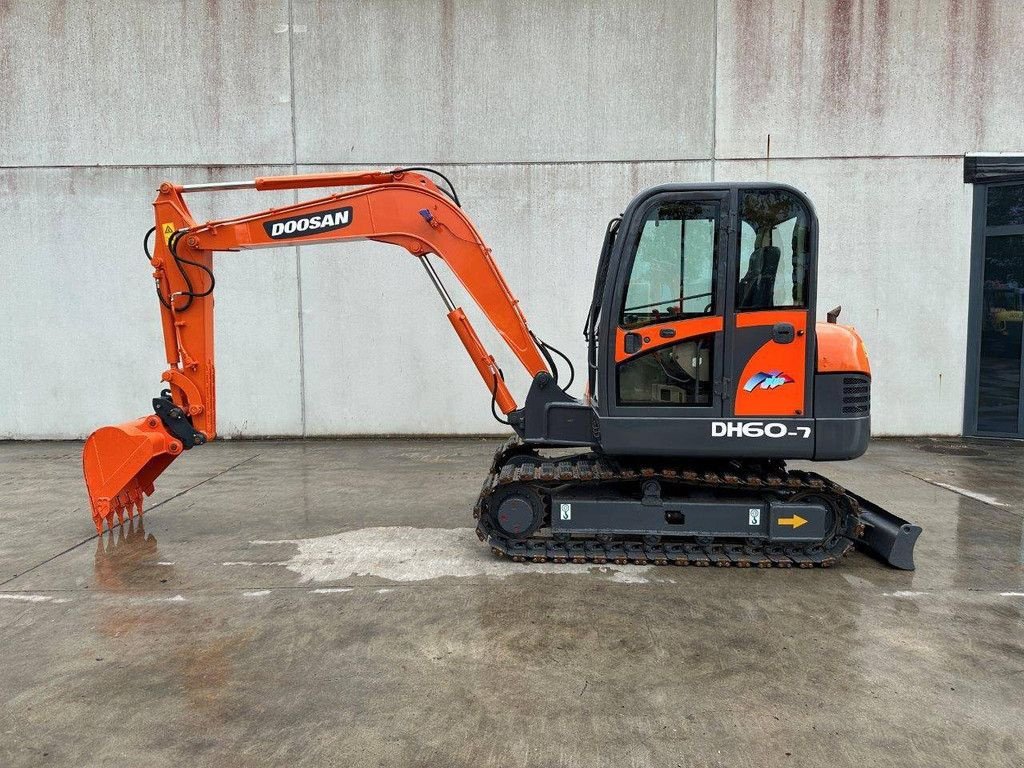 Kettenbagger van het type Doosan DH60-7, Gebrauchtmaschine in Antwerpen (Foto 8)