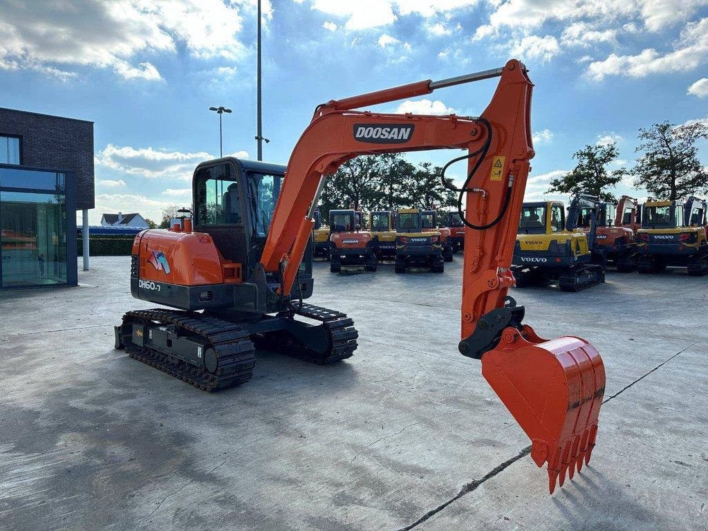 Kettenbagger typu Doosan DH60-7, Gebrauchtmaschine w Antwerpen (Zdjęcie 3)