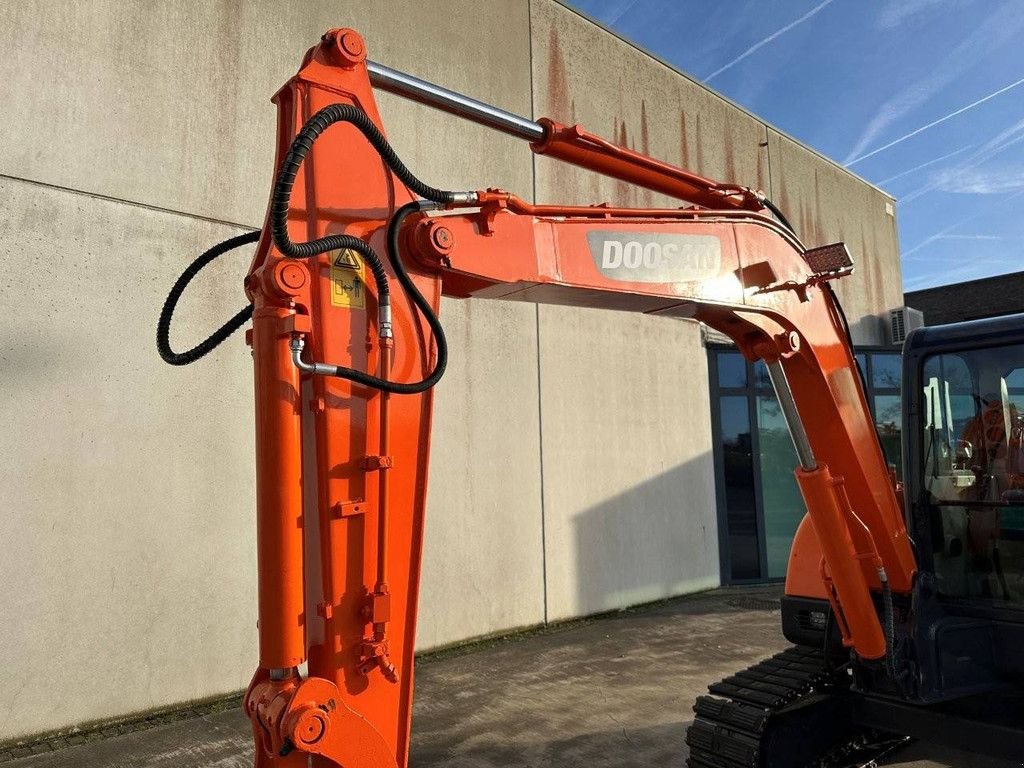 Kettenbagger des Typs Doosan DH60-7, Gebrauchtmaschine in Antwerpen (Bild 10)