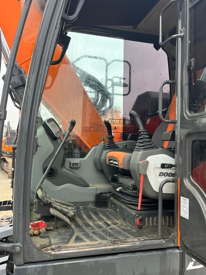 Kettenbagger typu Doosan DX 140 LCR-5, Gebrauchtmaschine v Gabersdorf (Obrázek 7)