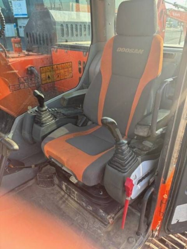 Kettenbagger a típus Doosan DX 140 LCR, Gebrauchtmaschine ekkor: MOL (Kép 7)