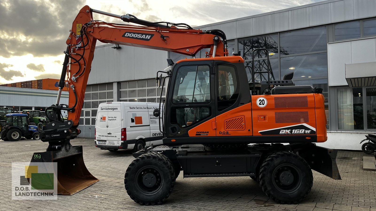 Kettenbagger van het type Doosan DX 160W-7, Gebrauchtmaschine in Regensburg (Foto 2)