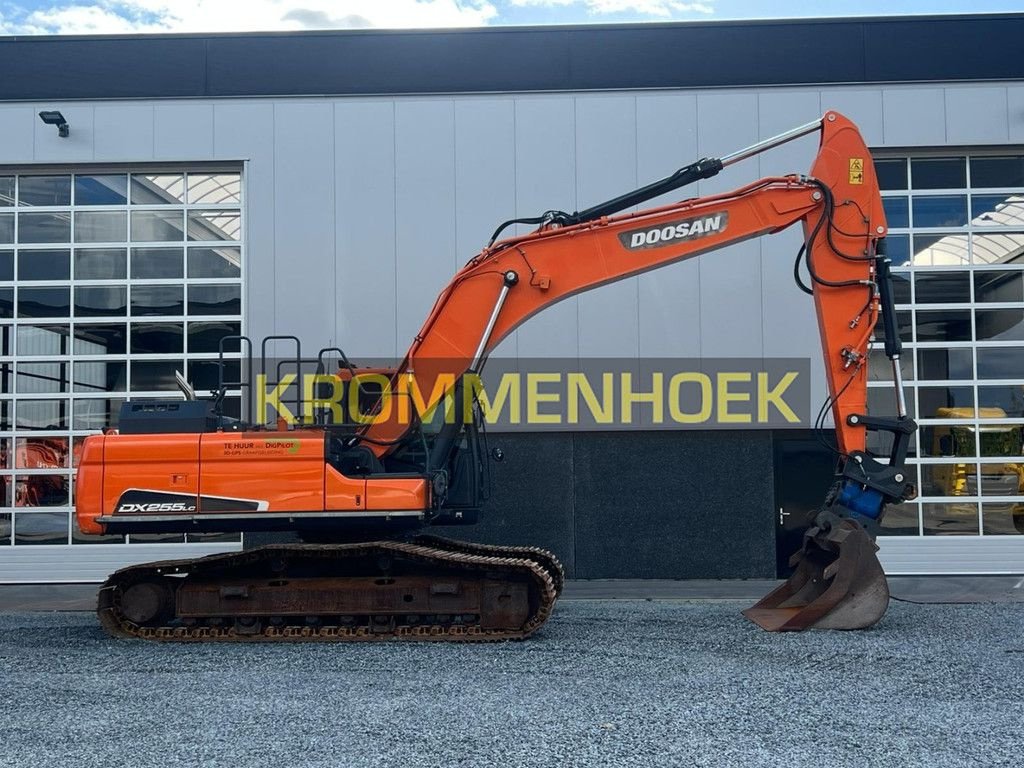 Kettenbagger van het type Doosan DX 255 LC-5 Powertilt, Gebrauchtmaschine in Apeldoorn (Foto 5)