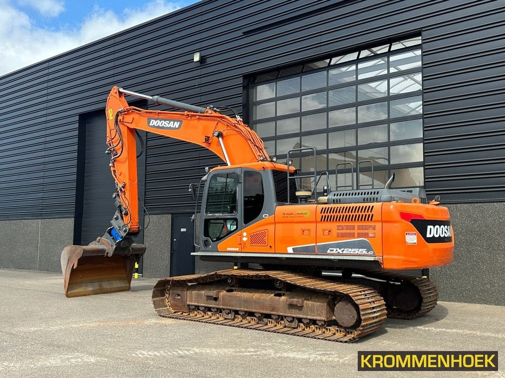 Kettenbagger типа Doosan DX 255 LC-5 Powertilt, Gebrauchtmaschine в Apeldoorn (Фотография 3)