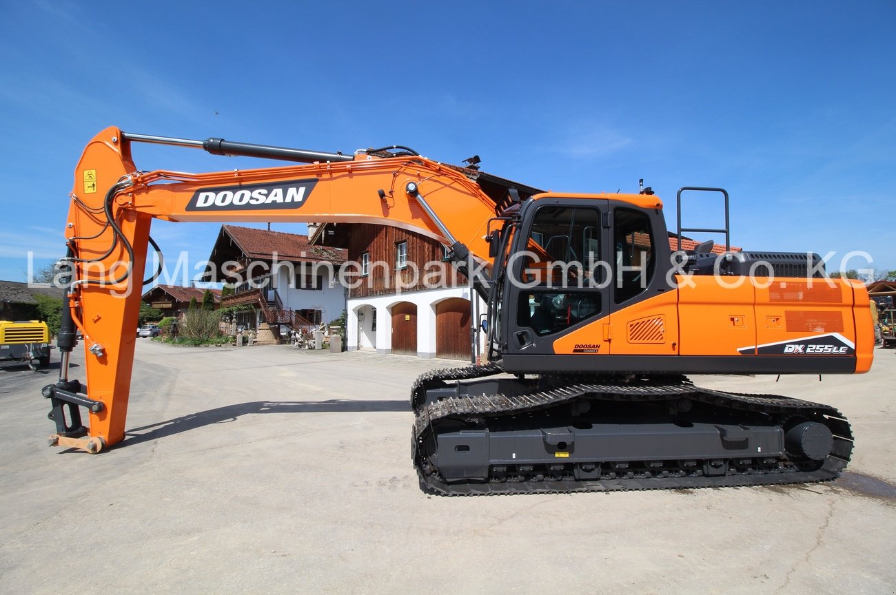 Kettenbagger του τύπου Doosan DX 255 LC-7, Neumaschine σε Petting (Φωτογραφία 2)