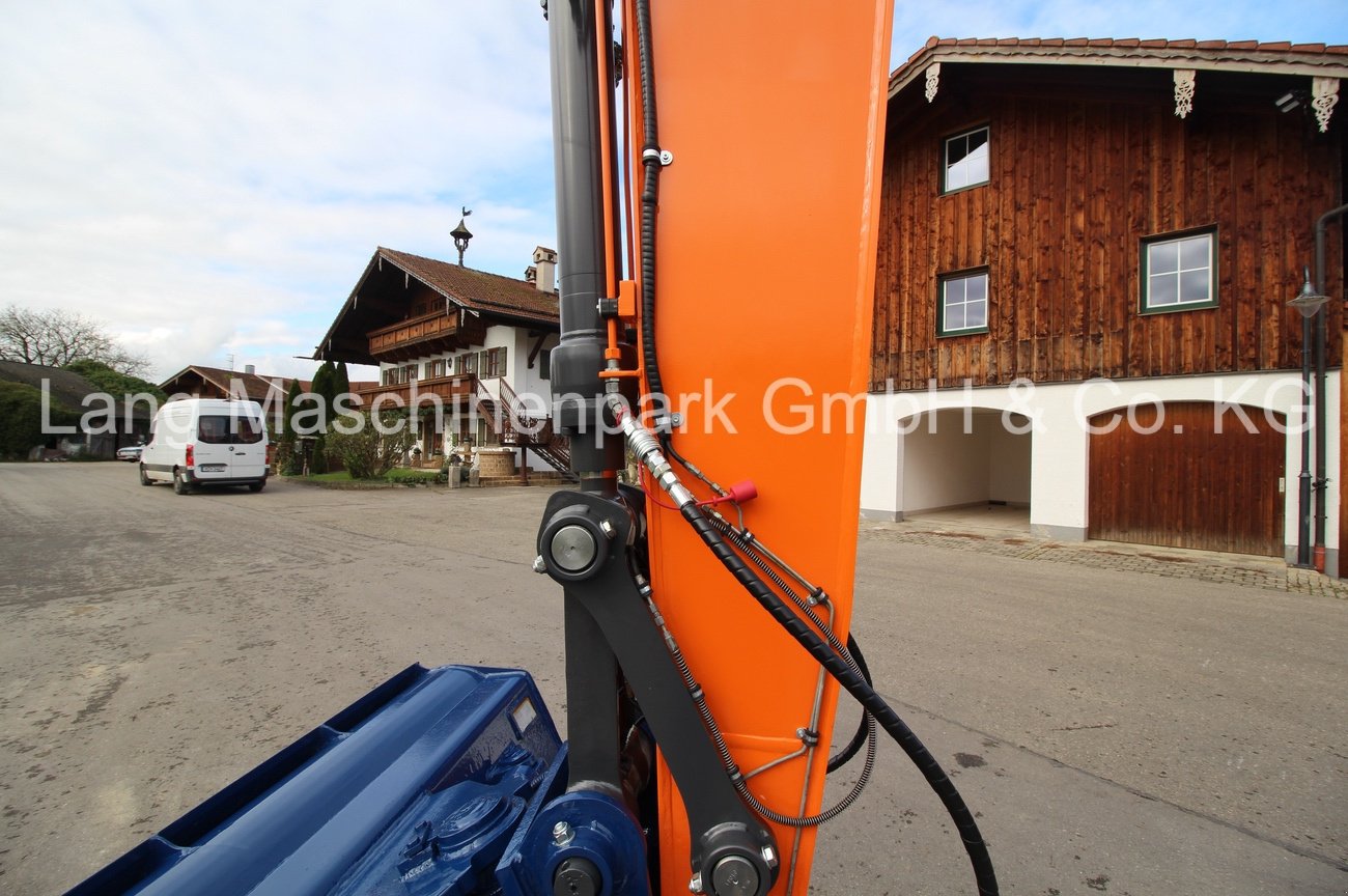 Kettenbagger des Typs Doosan DX 300 LC Long Reach, Gebrauchtmaschine in Petting (Bild 10)