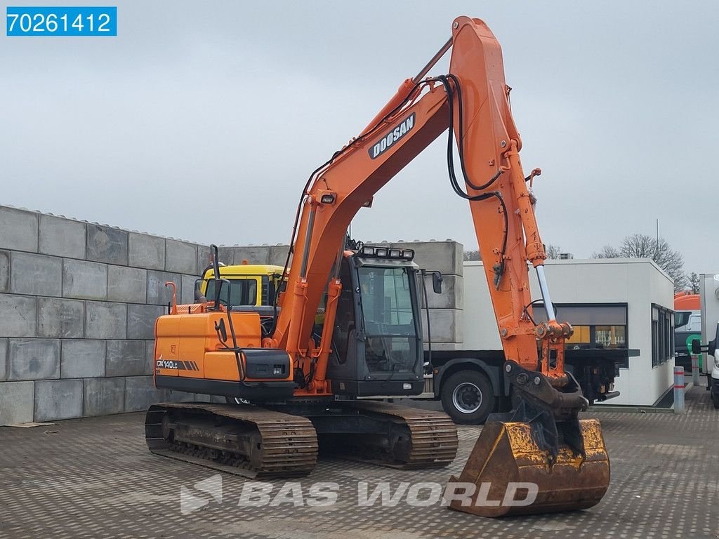 Kettenbagger des Typs Doosan DX140 LC- 3, Gebrauchtmaschine in Veghel (Bild 9)