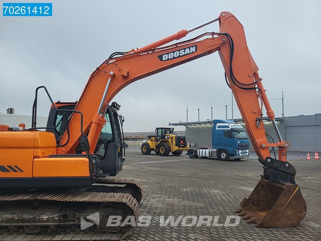 Kettenbagger des Typs Doosan DX140 LC- 3, Gebrauchtmaschine in Veghel (Bild 10)