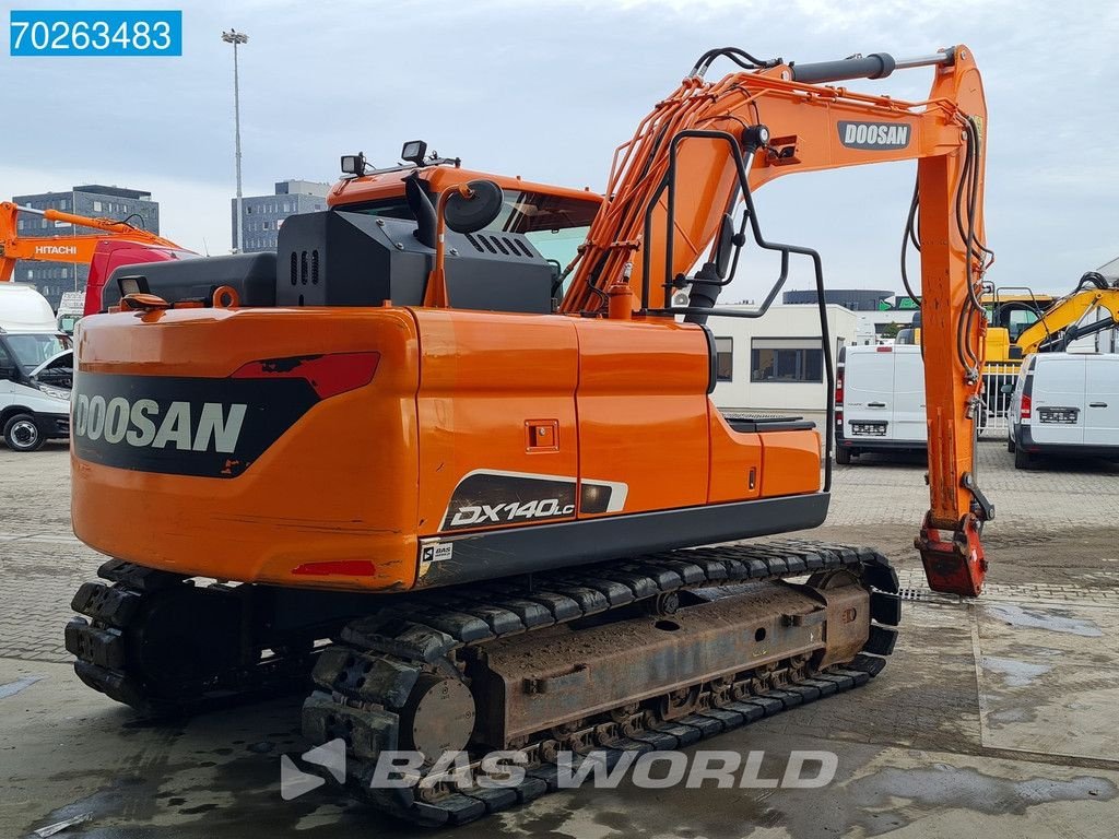 Kettenbagger van het type Doosan DX140 LC-5 GERMAN MACHINE - LOW HOURS, Gebrauchtmaschine in Veghel (Foto 11)