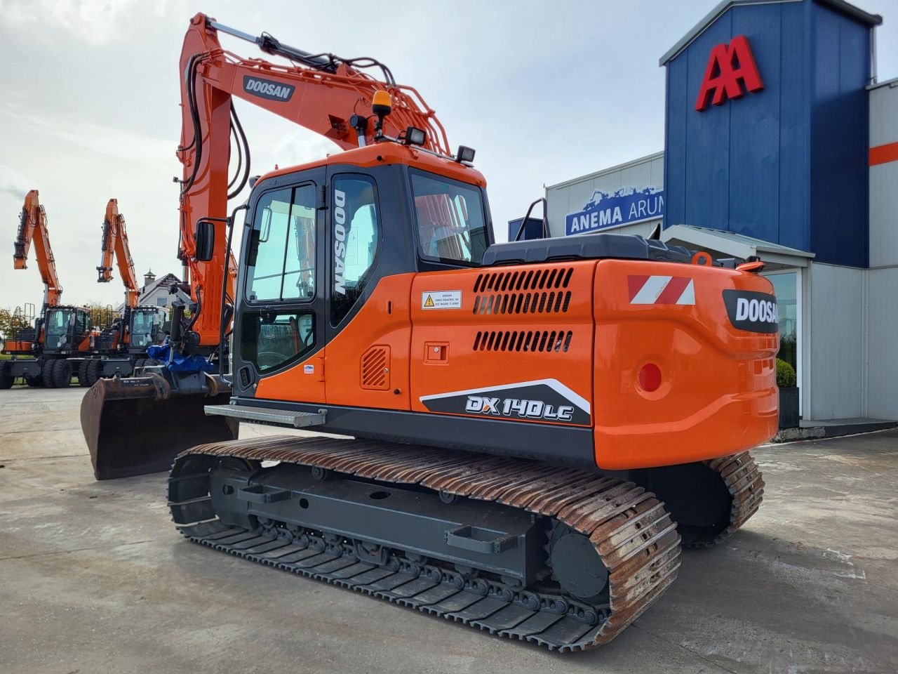 Kettenbagger of the type Doosan DX140LC-3, Gebrauchtmaschine in Arum (Picture 1)