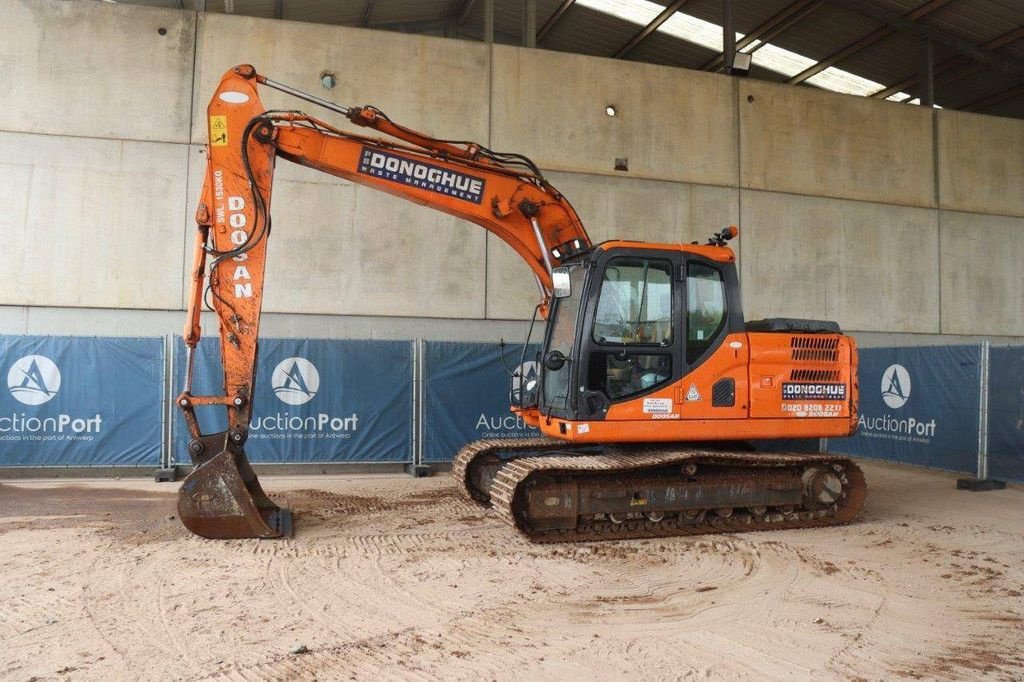 Kettenbagger typu Doosan DX140LC-3, Gebrauchtmaschine v Antwerpen (Obrázek 1)