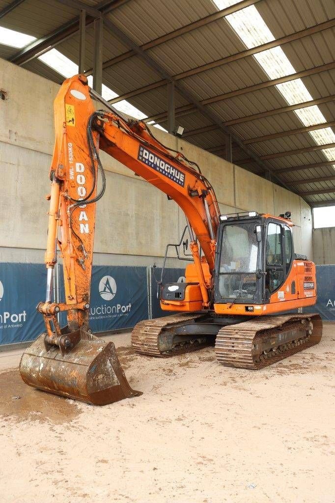 Kettenbagger typu Doosan DX140LC-3, Gebrauchtmaschine w Antwerpen (Zdjęcie 10)