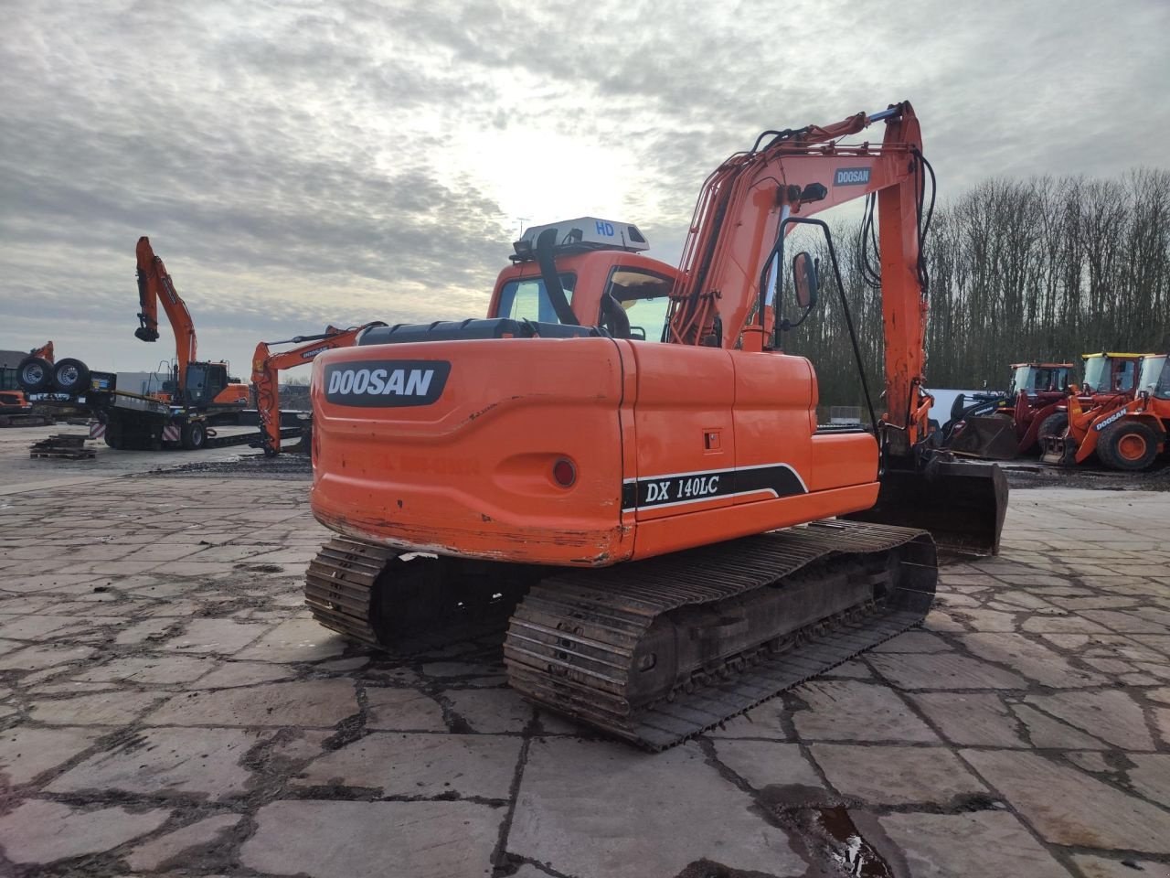 Kettenbagger του τύπου Doosan DX140LC, Gebrauchtmaschine σε Arum (Φωτογραφία 4)