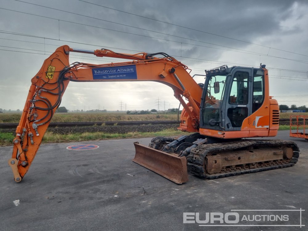 Kettenbagger del tipo Doosan DX140LCR-3, Gebrauchtmaschine en Dormagen (Imagen 1)