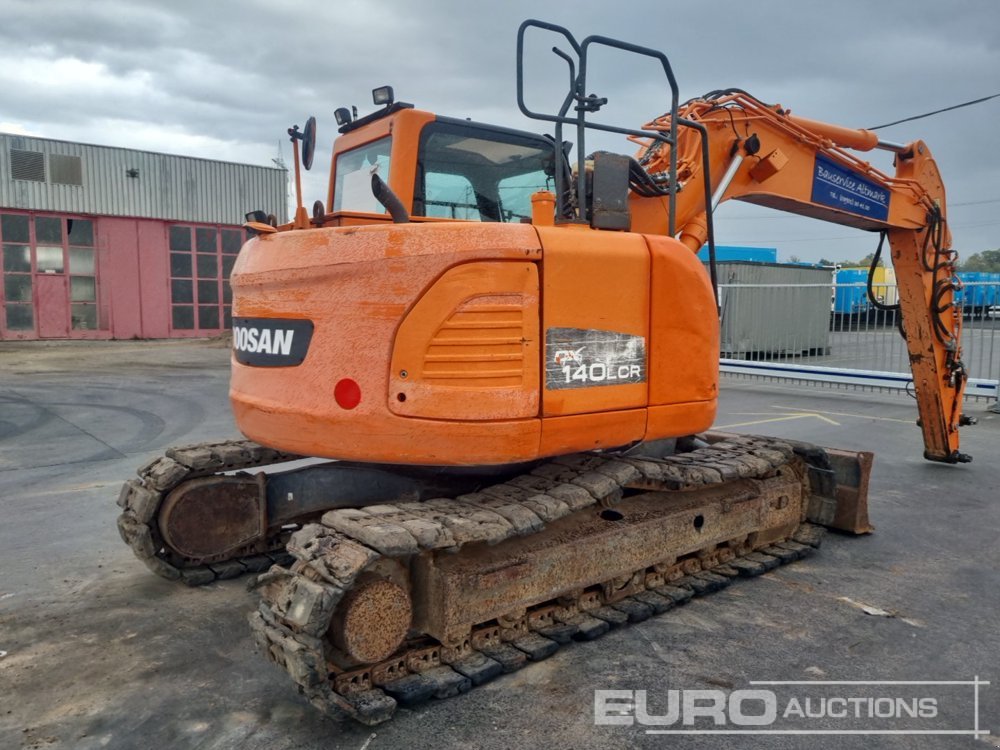 Kettenbagger of the type Doosan DX140LCR-3, Gebrauchtmaschine in Dormagen (Picture 3)