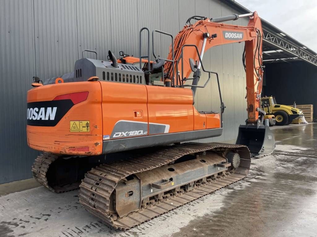 Kettenbagger van het type Doosan DX180LC-5, Gebrauchtmaschine in Venlo (Foto 7)