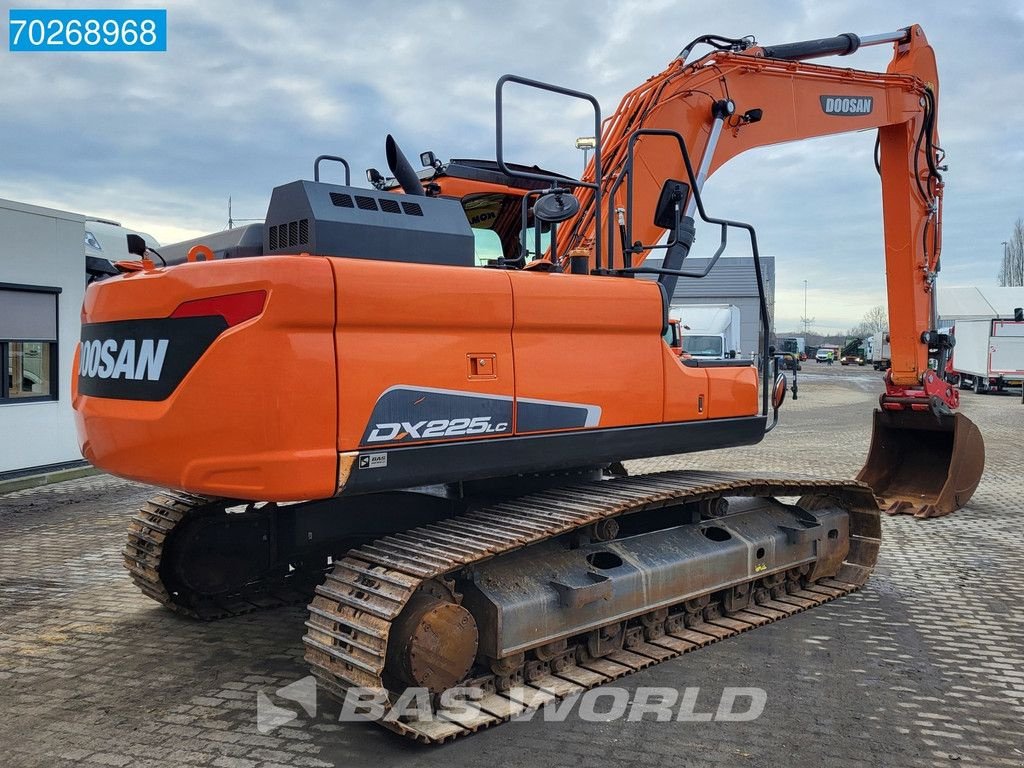 Kettenbagger des Typs Doosan DX225 LC-5 LOW HOURS, Gebrauchtmaschine in Veghel (Bild 5)