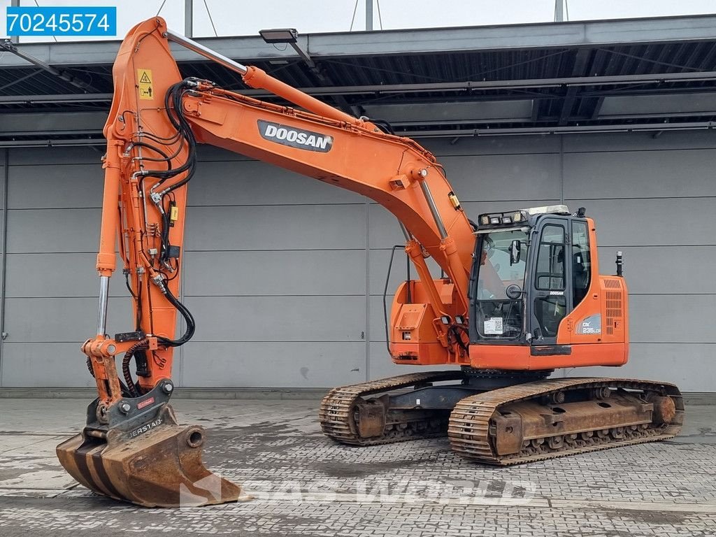 Kettenbagger van het type Doosan DX235 LCR TRIMBLE GPS, Gebrauchtmaschine in Veghel (Foto 5)