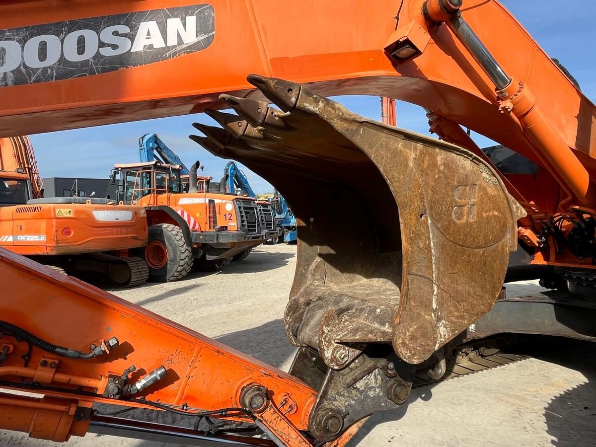 Kettenbagger of the type Doosan DX235LCR, Gebrauchtmaschine in Gabersdorf (Picture 5)