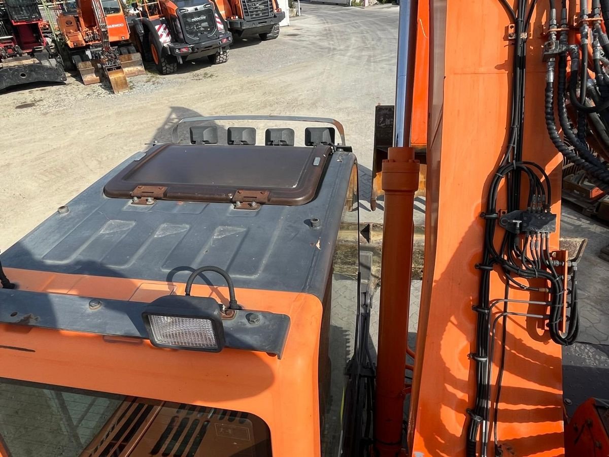 Kettenbagger tip Doosan DX235LCR, Gebrauchtmaschine in Gabersdorf (Poză 15)