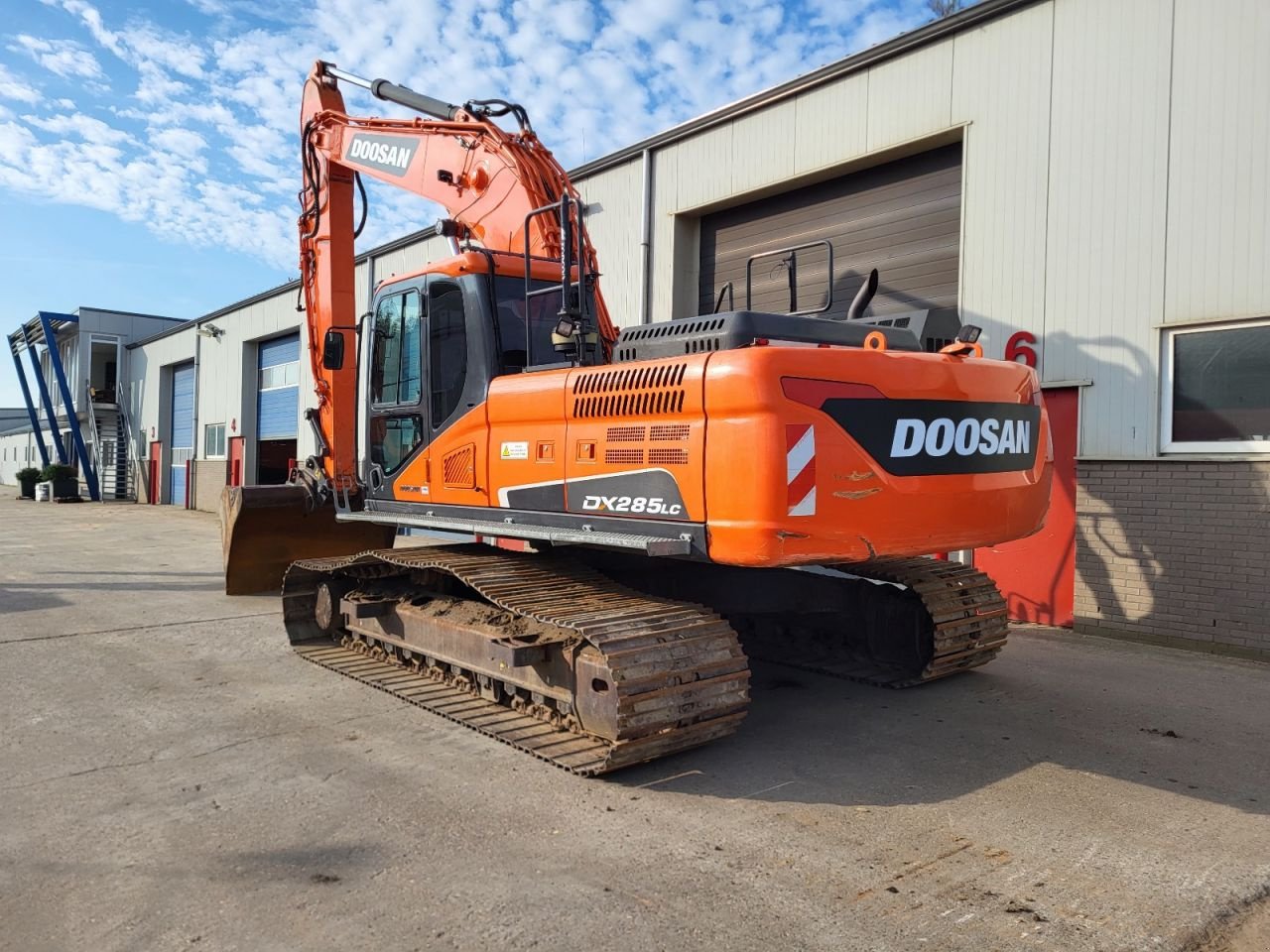 Kettenbagger typu Doosan DX255LC-5, Gebrauchtmaschine w Arum (Zdjęcie 2)