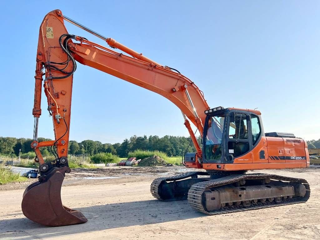 Kettenbagger typu Doosan DX255LC - Good Condition / CE Certified, Gebrauchtmaschine w Veldhoven (Zdjęcie 2)