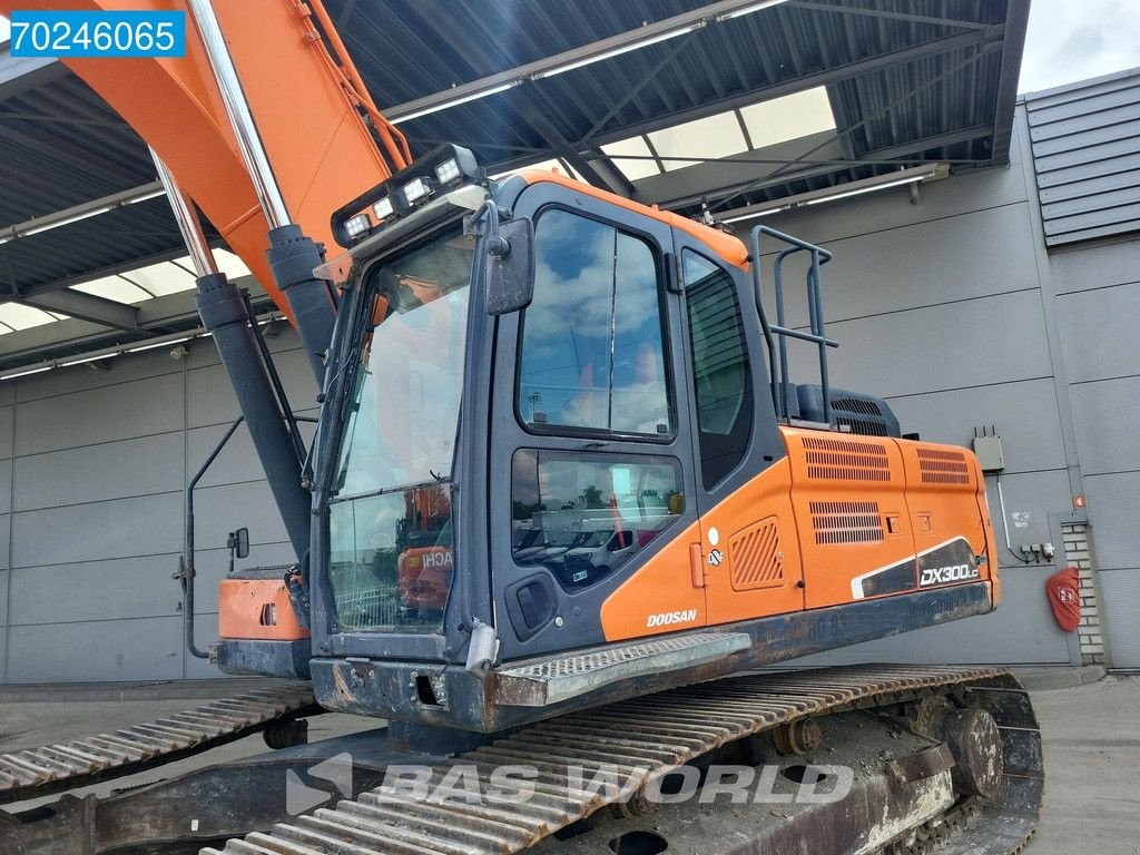 Kettenbagger типа Doosan DX300 LC-5, Gebrauchtmaschine в Veghel (Фотография 9)