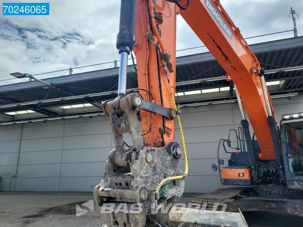 Kettenbagger tip Doosan DX300 LC-5, Gebrauchtmaschine in Veghel (Poză 5)