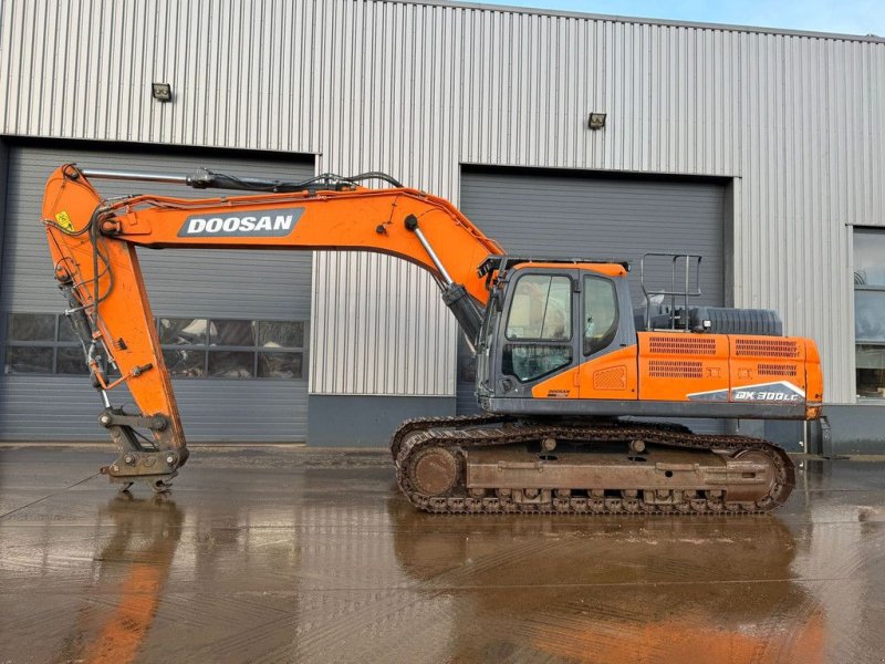 Kettenbagger του τύπου Doosan DX300LC-7, Gebrauchtmaschine σε Velddriel (Φωτογραφία 1)