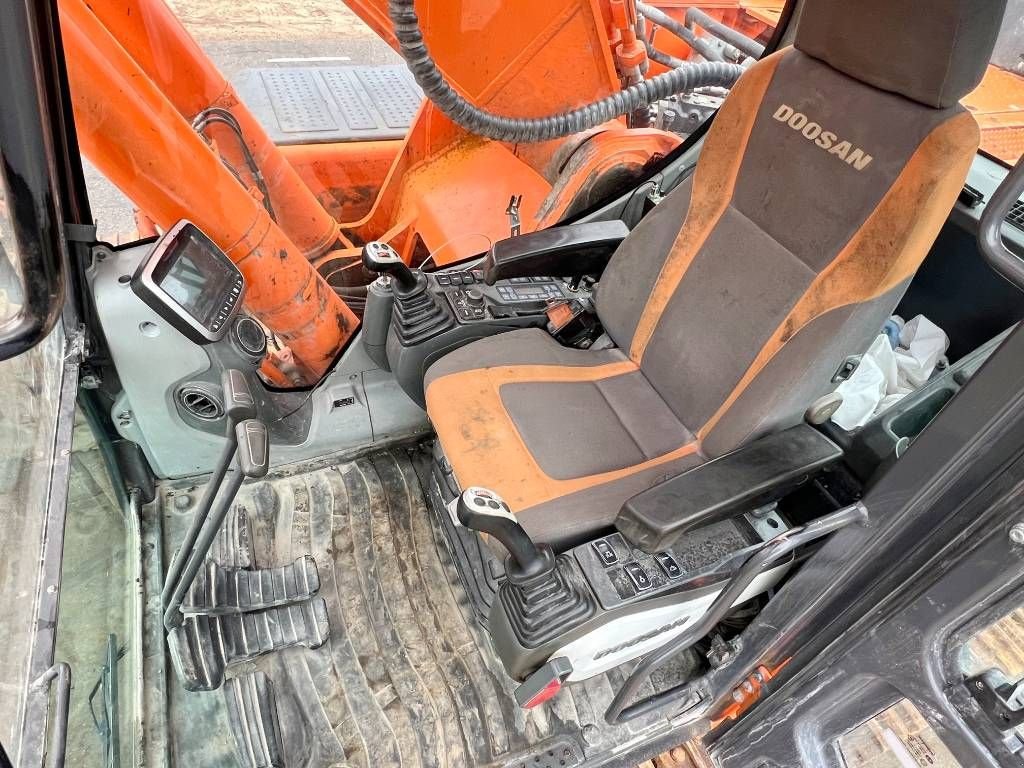 Kettenbagger tip Doosan DX380LC-3 Good Working Condition / CE Certified, Gebrauchtmaschine in Veldhoven (Poză 8)