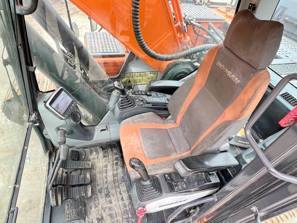 Kettenbagger tipa Doosan DX380LC-5 - Rear + Side Camera / CE Certified, Gebrauchtmaschine u Veldhoven (Slika 8)