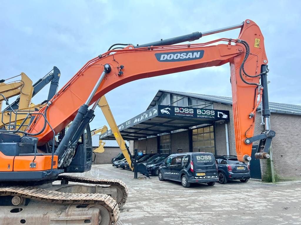 Kettenbagger типа Doosan DX380LC-5 - Scania Engine / Good Condition, Gebrauchtmaschine в Veldhoven (Фотография 11)