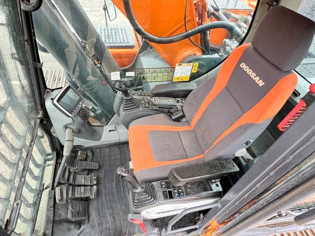 Kettenbagger del tipo Doosan DX420LC-5 - Scania Engine / Good Condition, Gebrauchtmaschine en Veldhoven (Imagen 8)